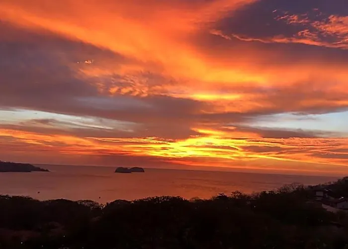 Sol * Playa Hermosa (Guanacaste)